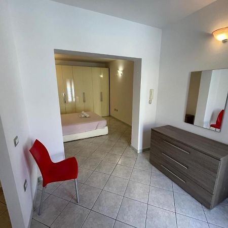 Casa Camere Pistis Assemini Eksteriør billede