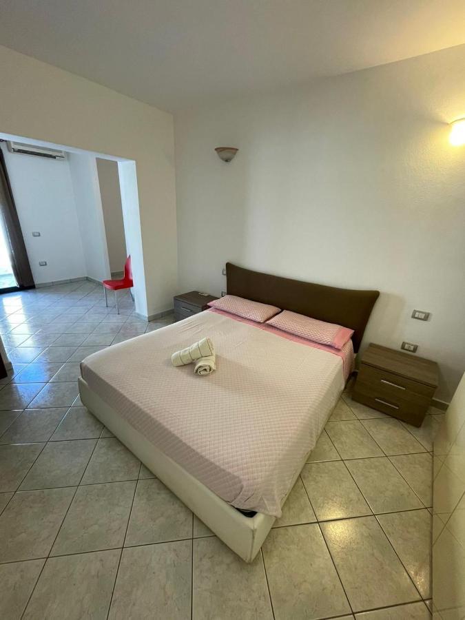 Casa Camere Pistis Assemini Eksteriør billede